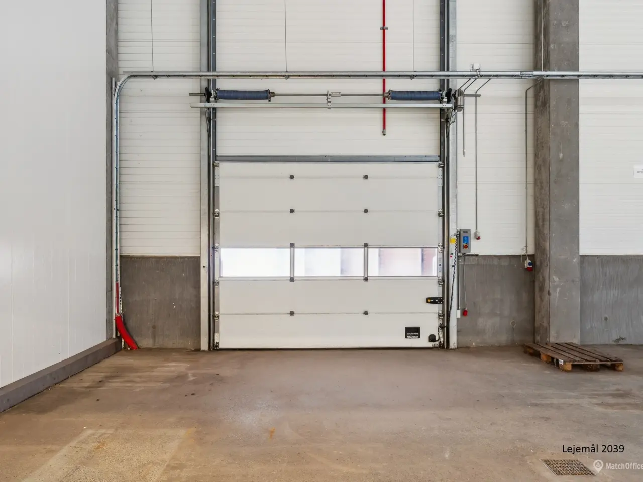 Billede 6 - Logistiklejemål med porte og ramper og en loftshøjde op til 10 meter