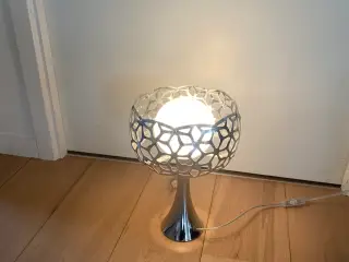 Super fin bordlampe