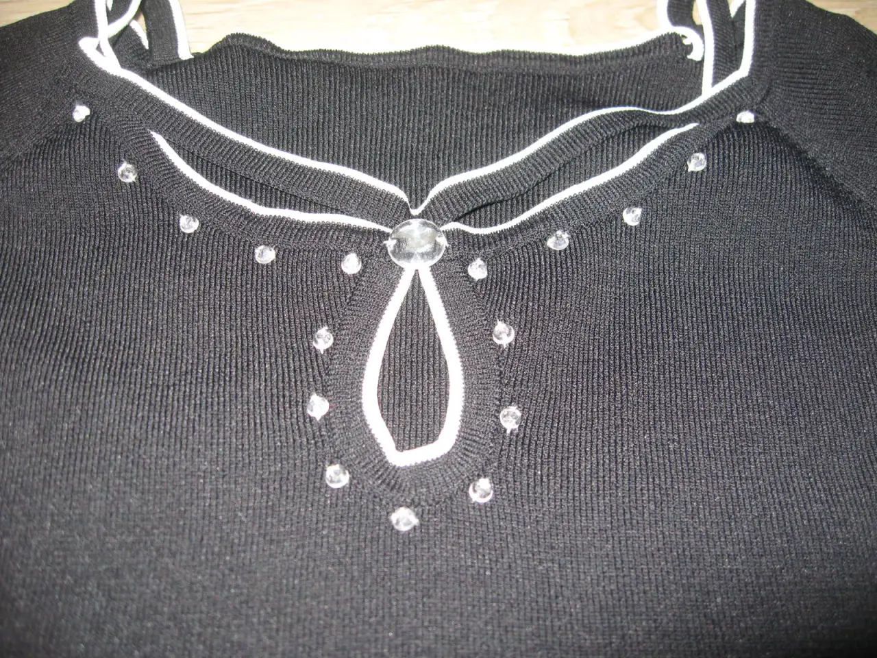 Billede 4 - Vintage bluse med flot udskæring str 40