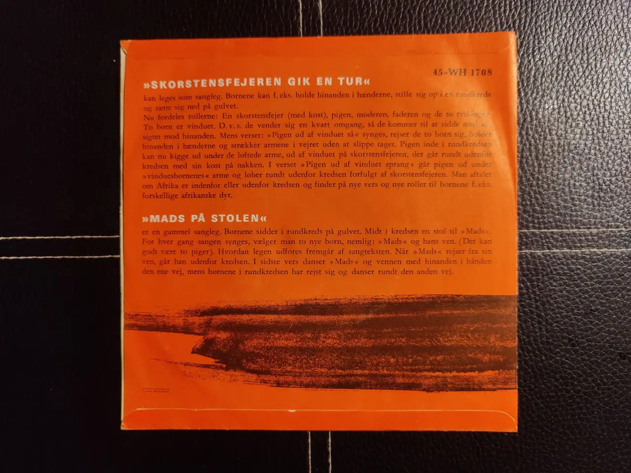 Billede 2 - Skorstensfejeren gik en tur LP