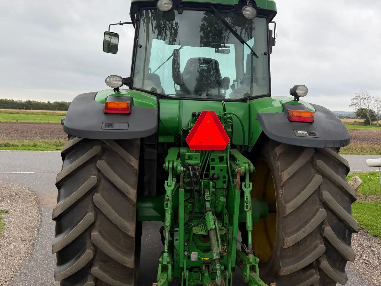 Billede 6 - John Deere 7820 Fin brugt traktor med Hitchkrog, TLS affjedret foraksel mm