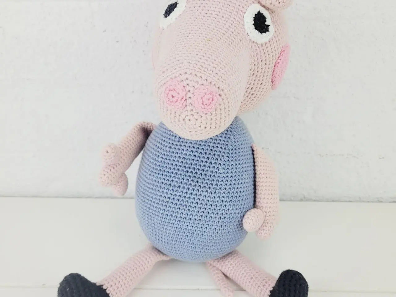 Billede 1 - ⭐️- Unik Hjemmestrikket Gustav Gris Bamse