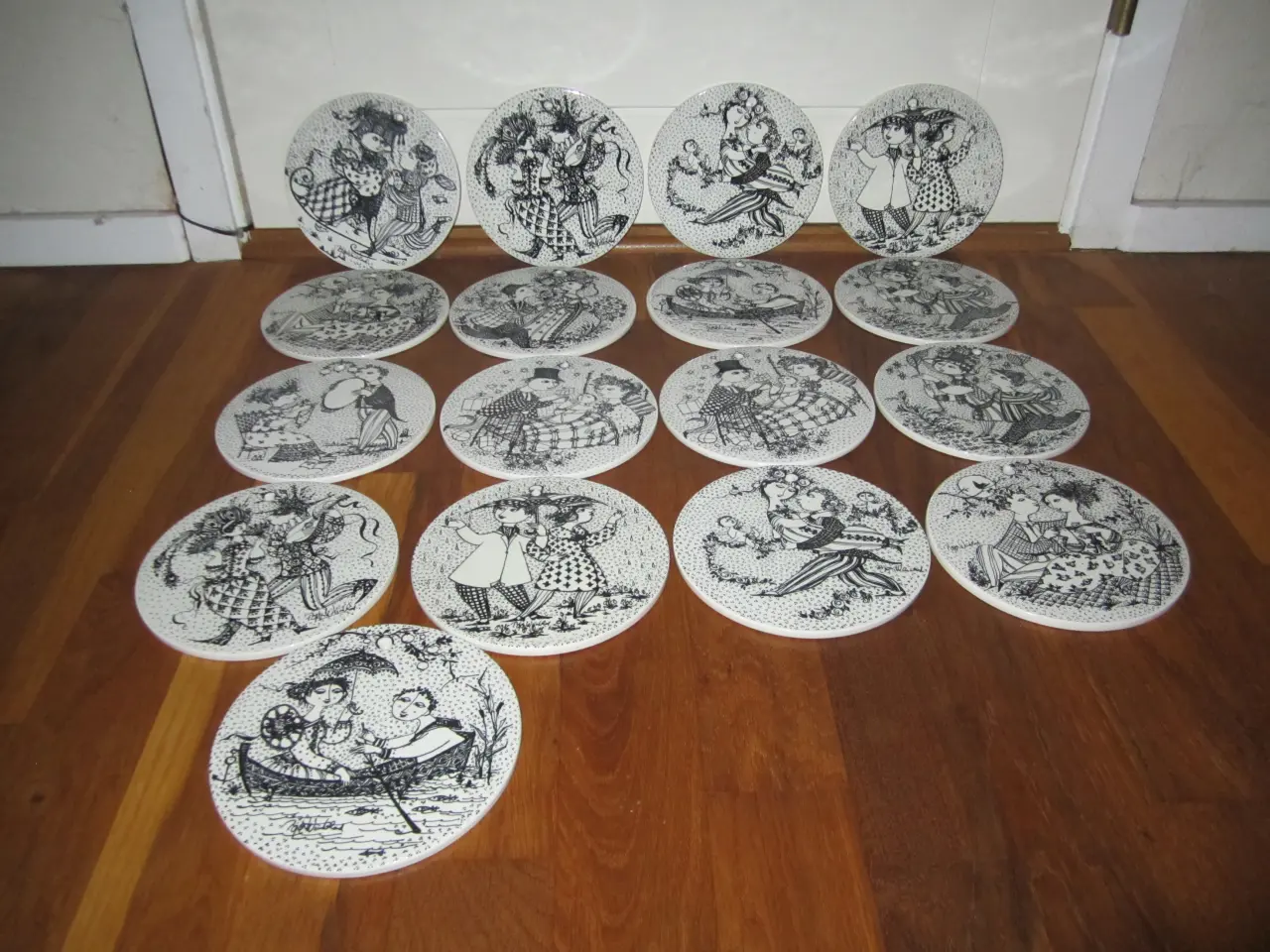 Billede 4 - BYD. BJØRN WIINBLAD. Platter.
