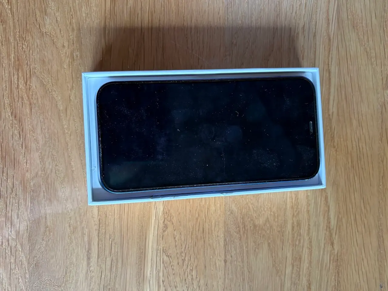 Billede 2 - I Phone 12- 5 g smartphone 64 gb blå