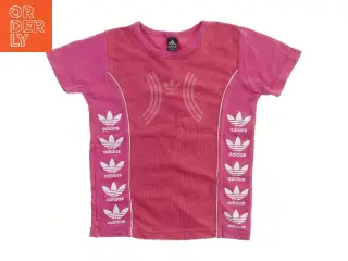 T-shirt med logo fra Adidas (str. 122)