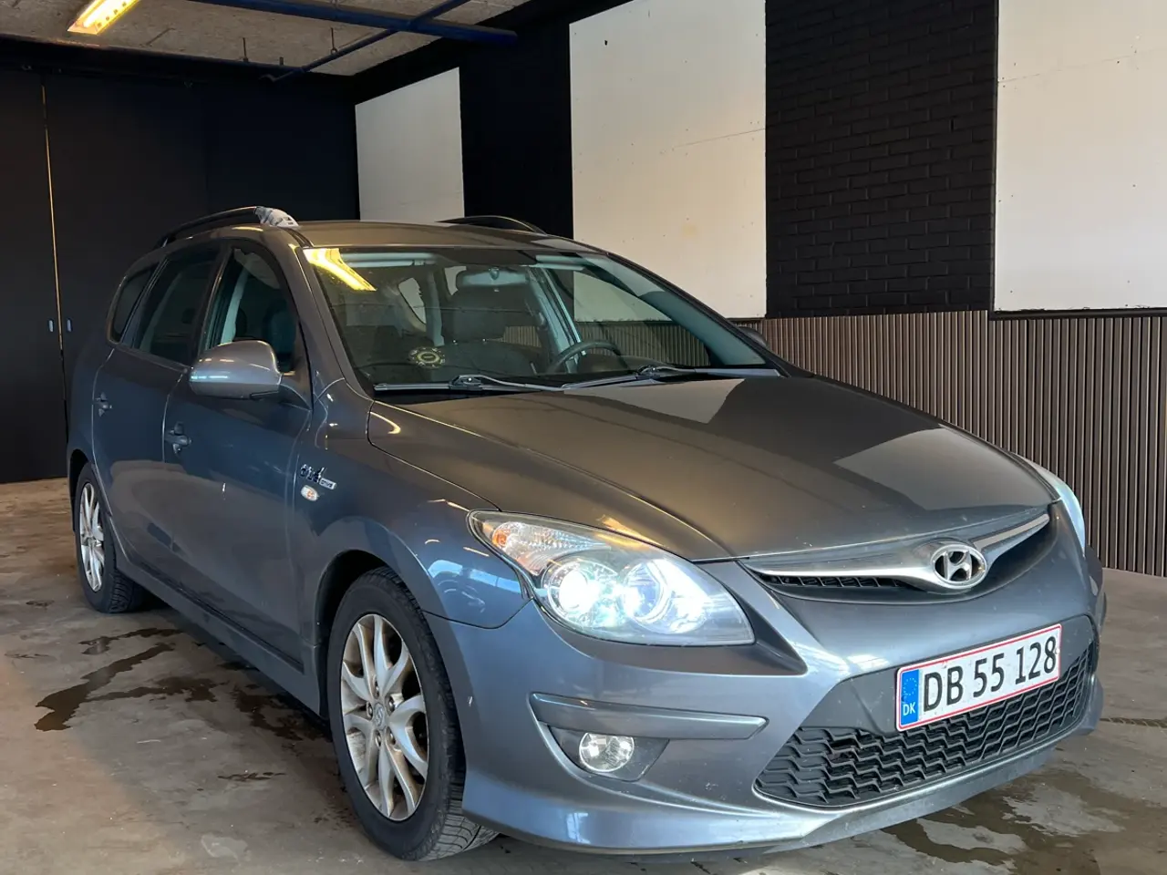 Billede 2 - Billig St.car med plader og syn.