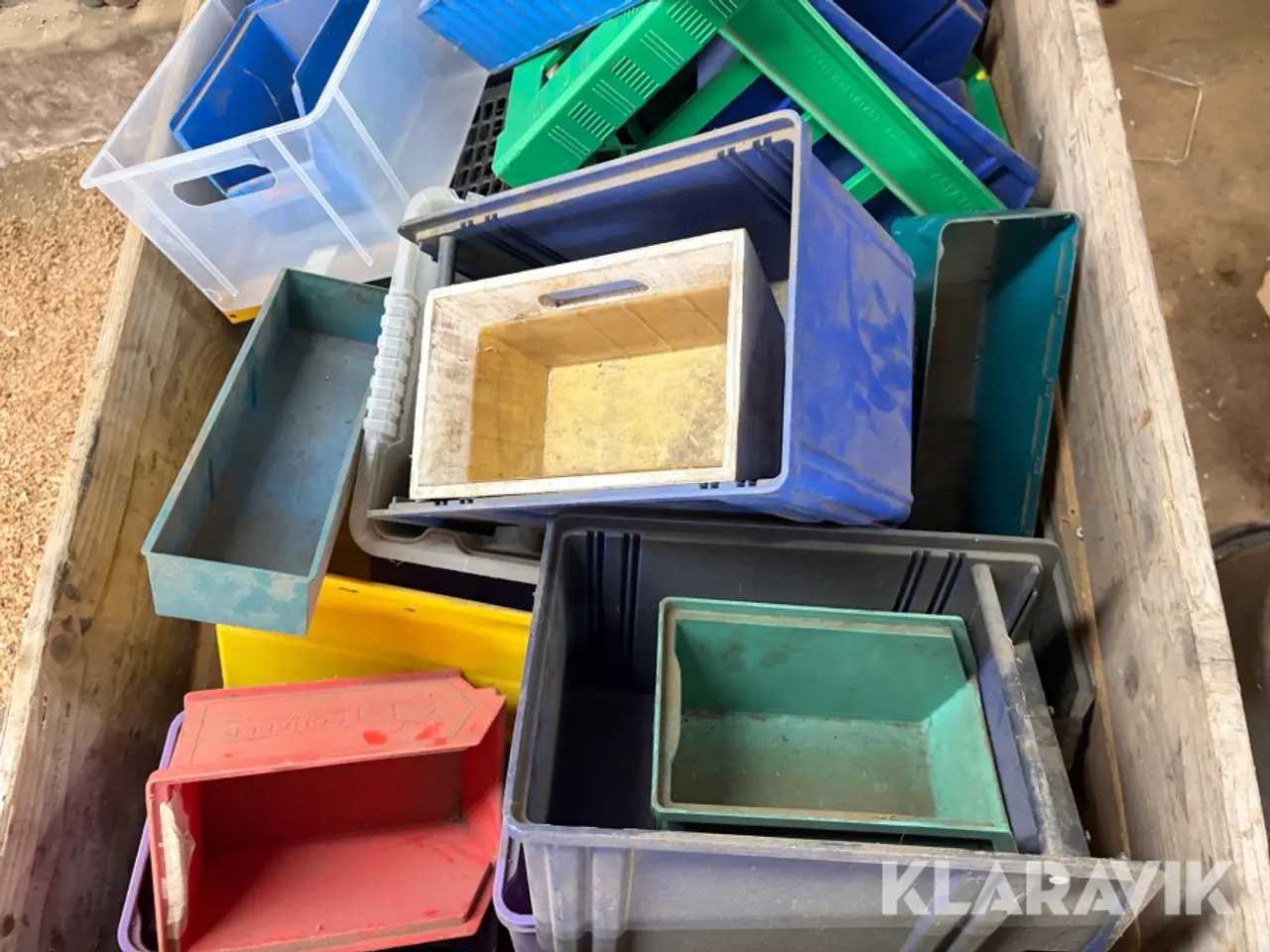 Billede 9 - Lot med plastikkasser - 1 palle