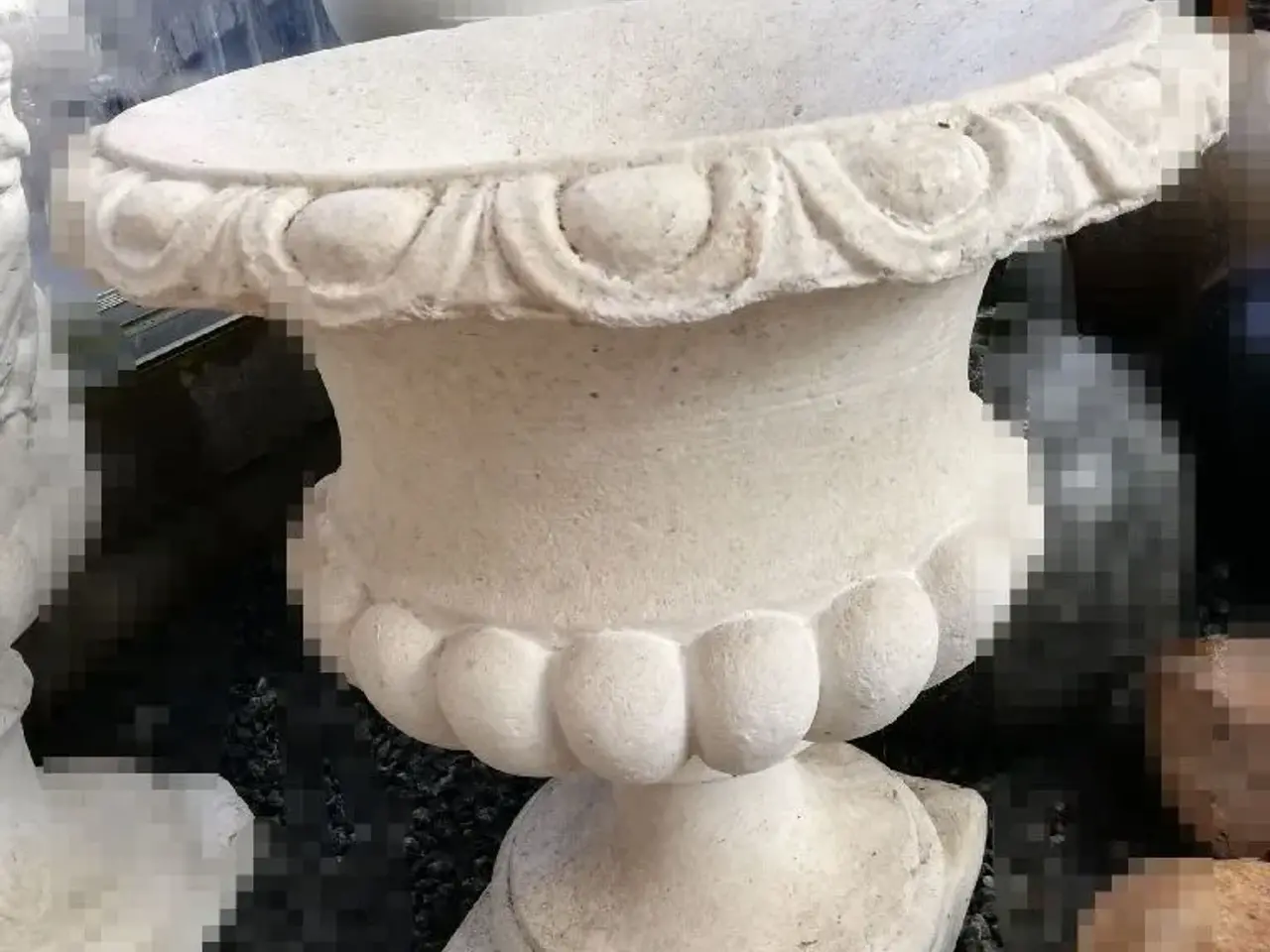 Billede 2 - Marmor blomstevase og Louvre