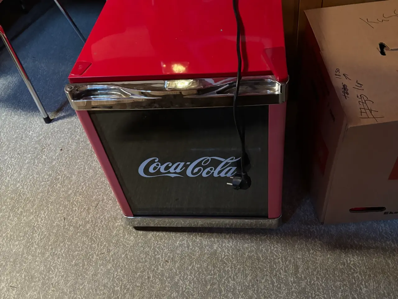 Billede 5 - Stor coca-cola samling sælges