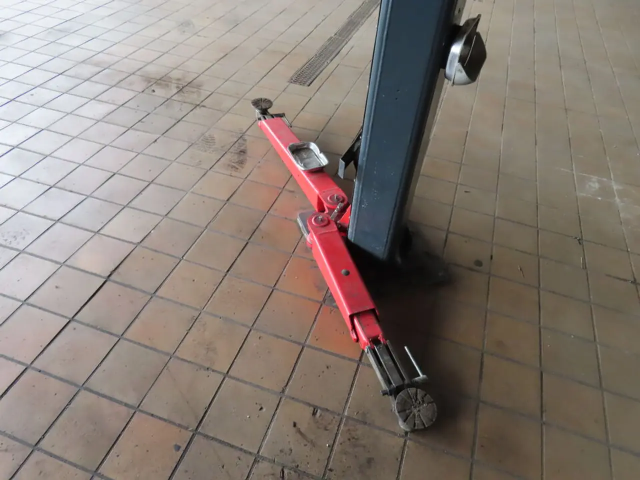 Billede 9 - 2-Søjlet lift  STENHØJ MAESTRO 2.32 CF