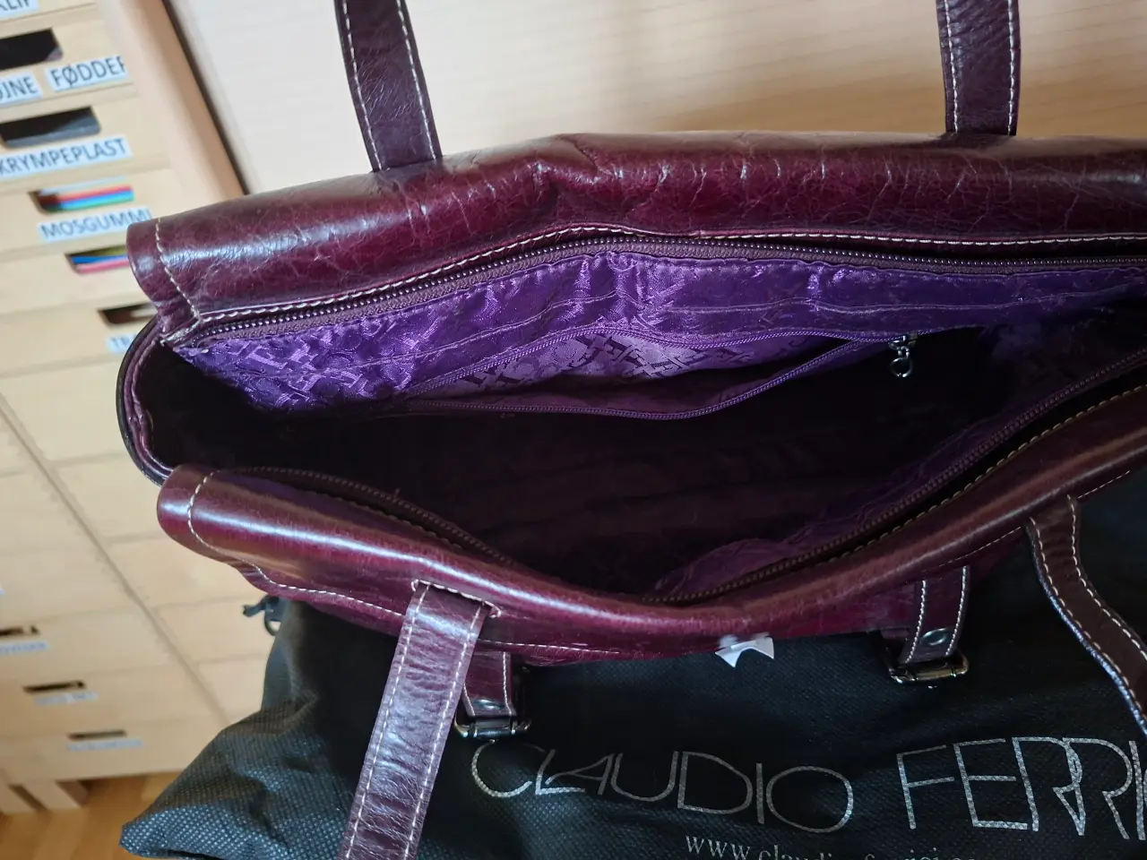 Billede 6 - Ny Bordeaux Claudio Ferrici Taske
