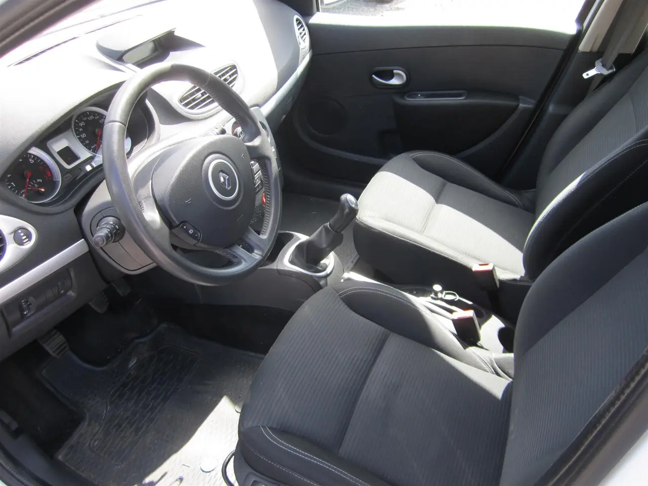 Billede 5 - Renault Clio Sport Tourer 1,2 TCE Expression 100HK Stc