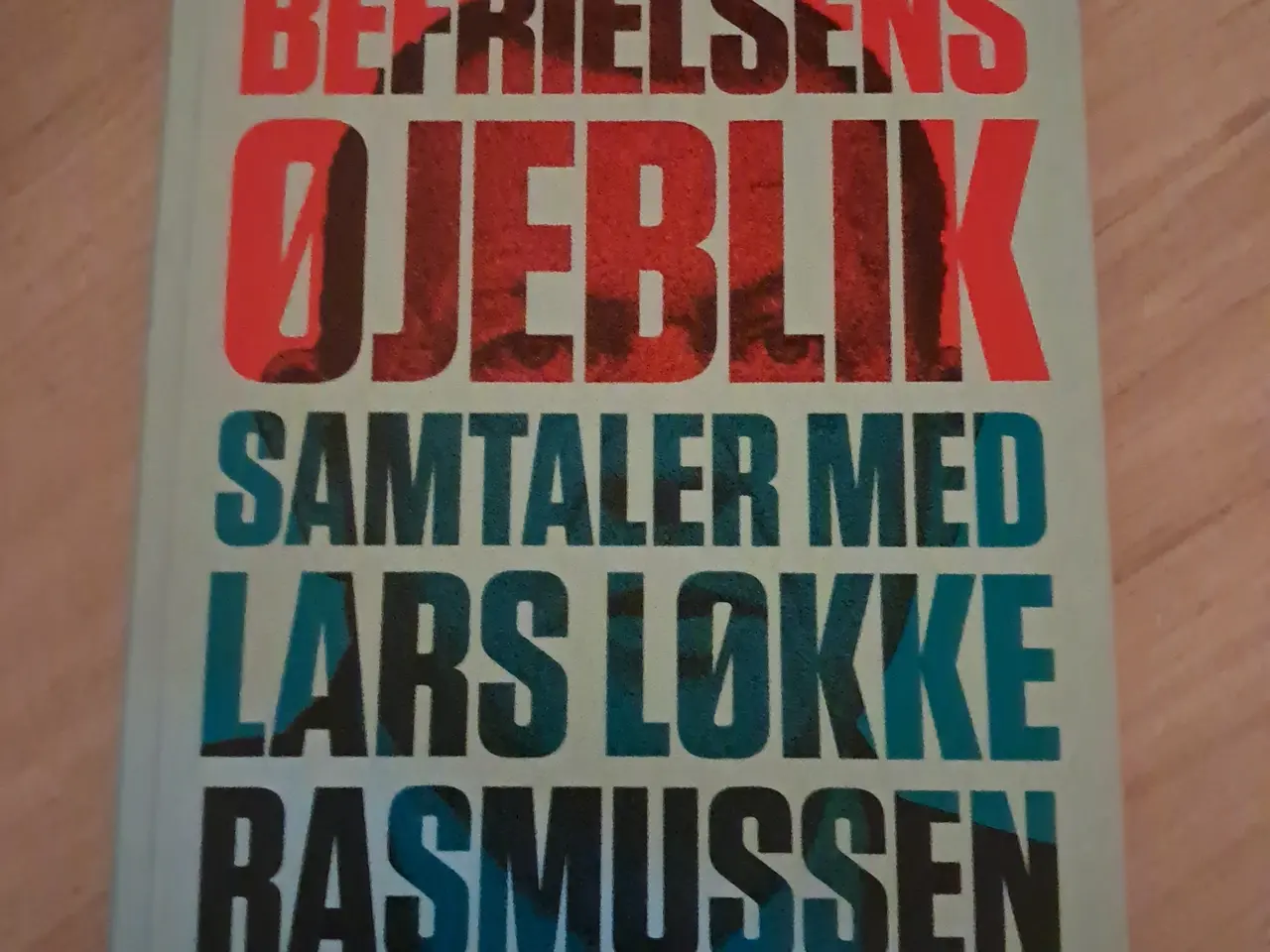 Billede 1 - 2 Løkke bøger