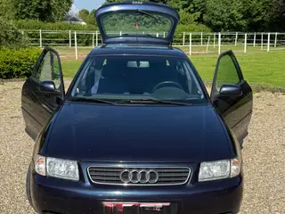 Audi A3 1,6 Benzin