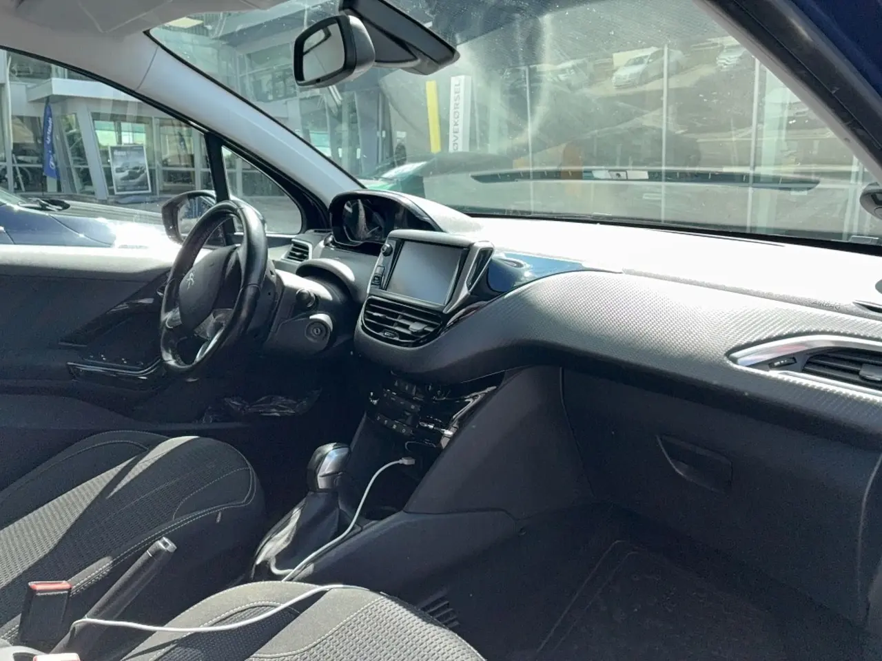Billede 4 - Peugeot 208 1,6 BlueHDi 100 Allure Sky
