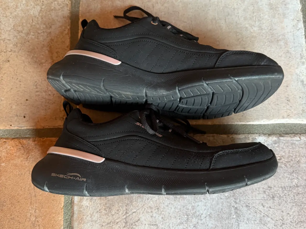 Billede 2 - Sketcher Air med Memory foam sål