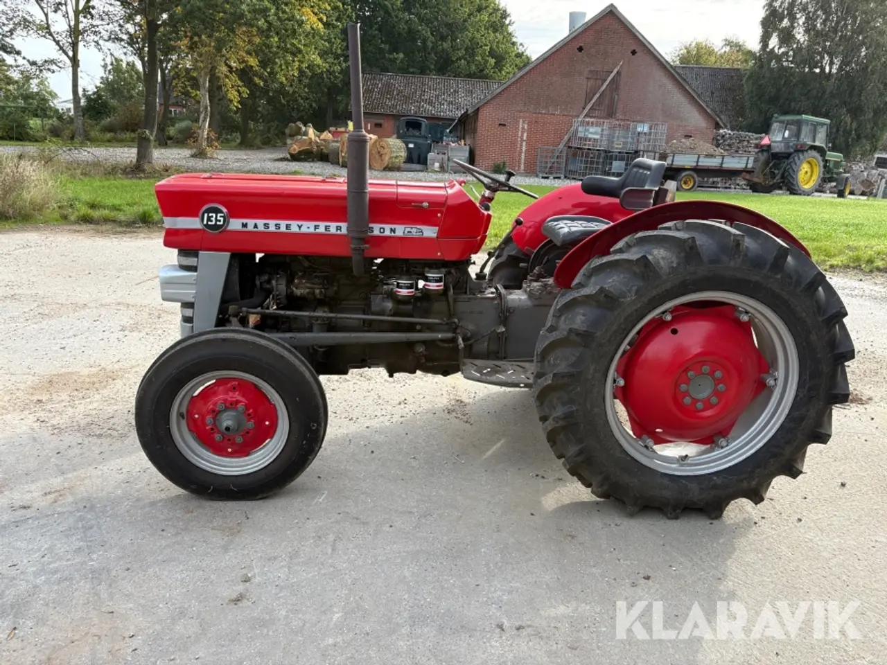Billede 2 - Veterantraktor Massey Ferguson 135