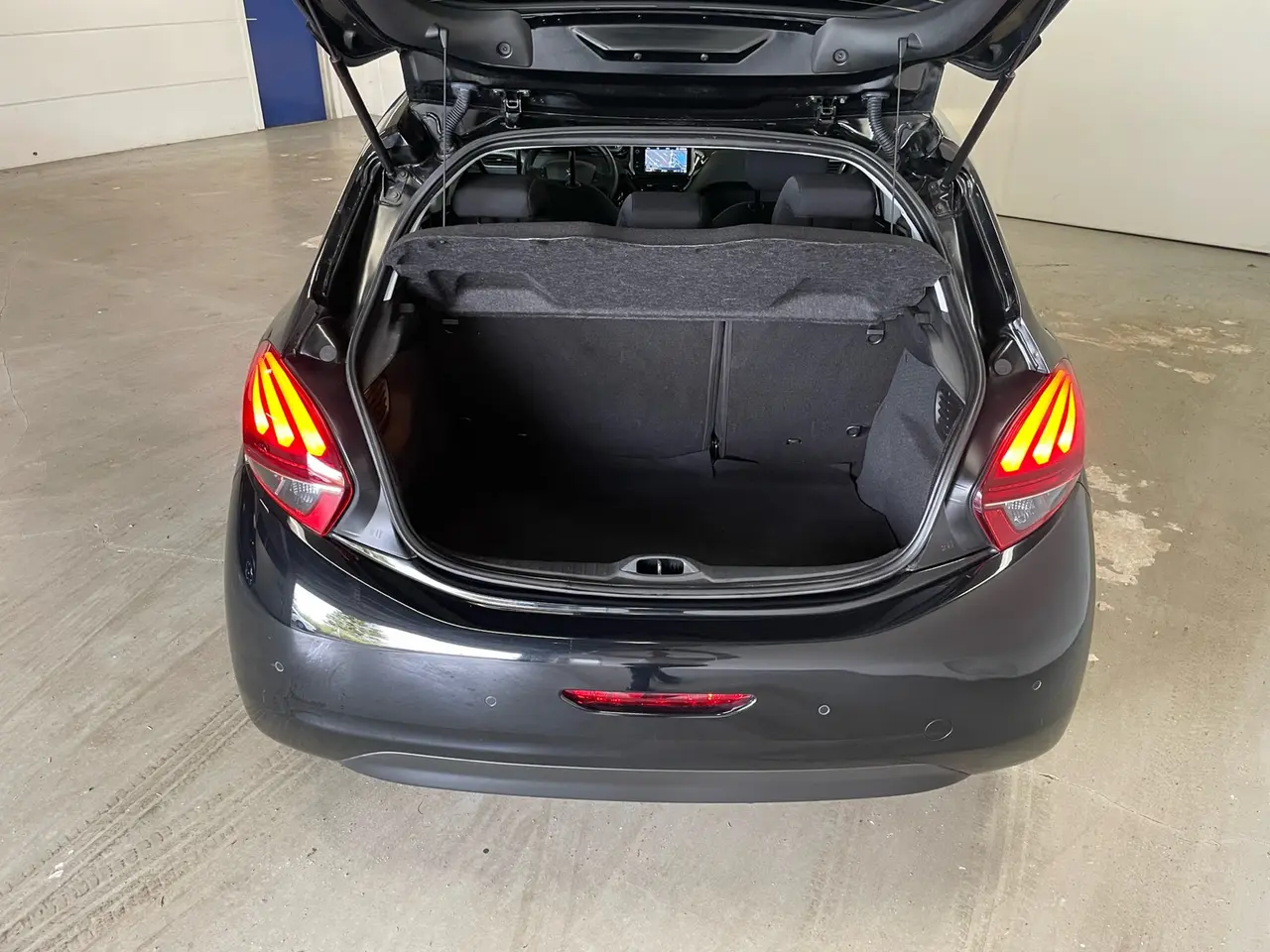 Billede 5 - Peugeot 208 1,5 BlueHDi 100 Privé