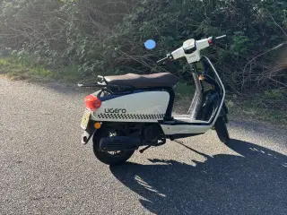 Moto cr ligero