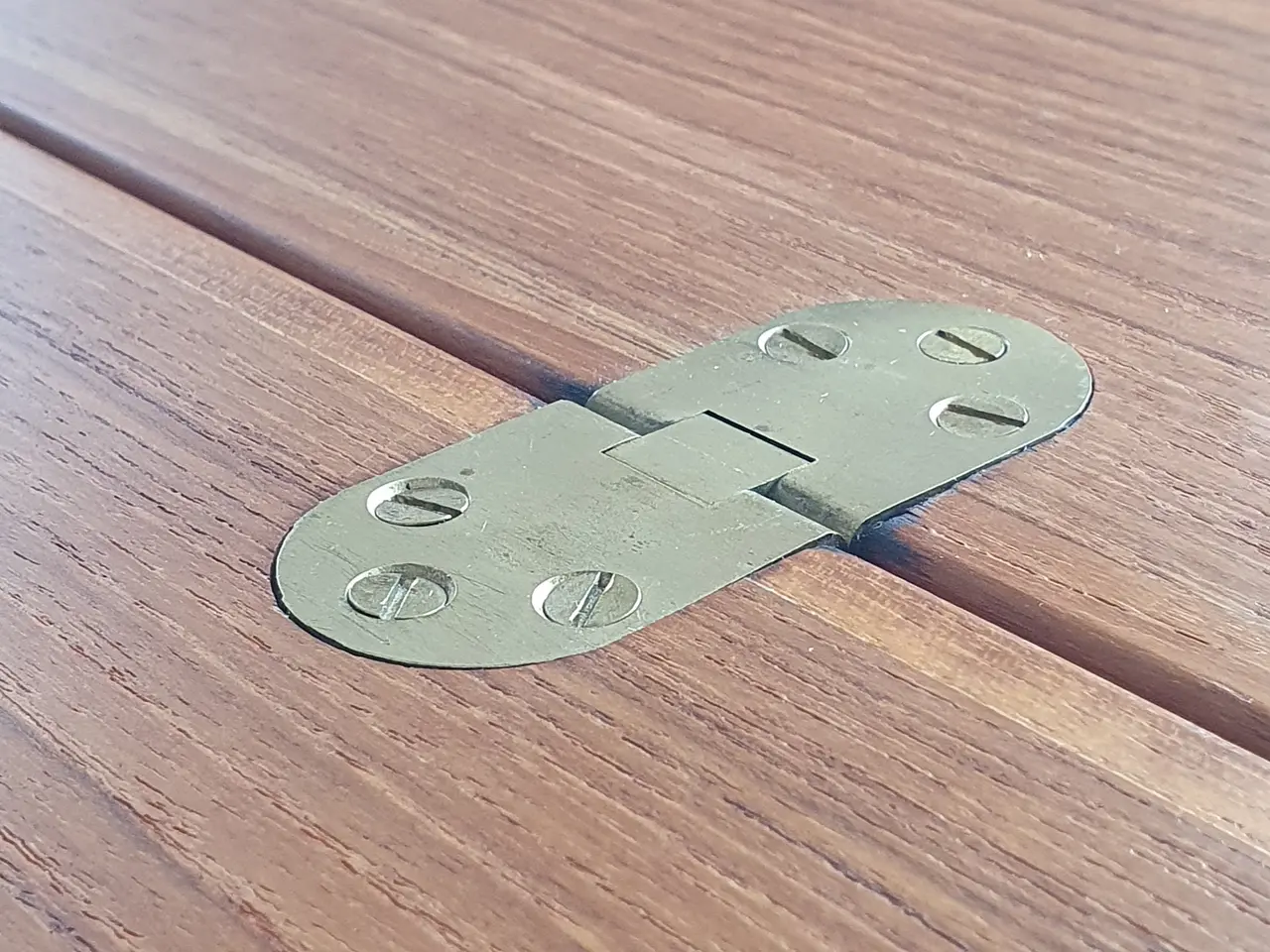Billede 4 - Spise/skrivebord i teak med messingbeslag