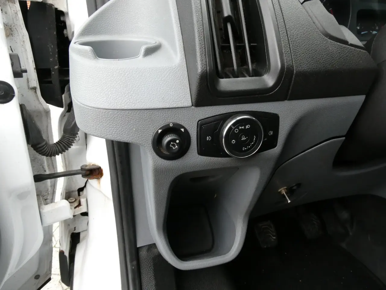 Billede 6 - Ford Transit 470 L4 Chassis 2,2 TDCi 155 Trend Db.Kab Ladvogn m/tip