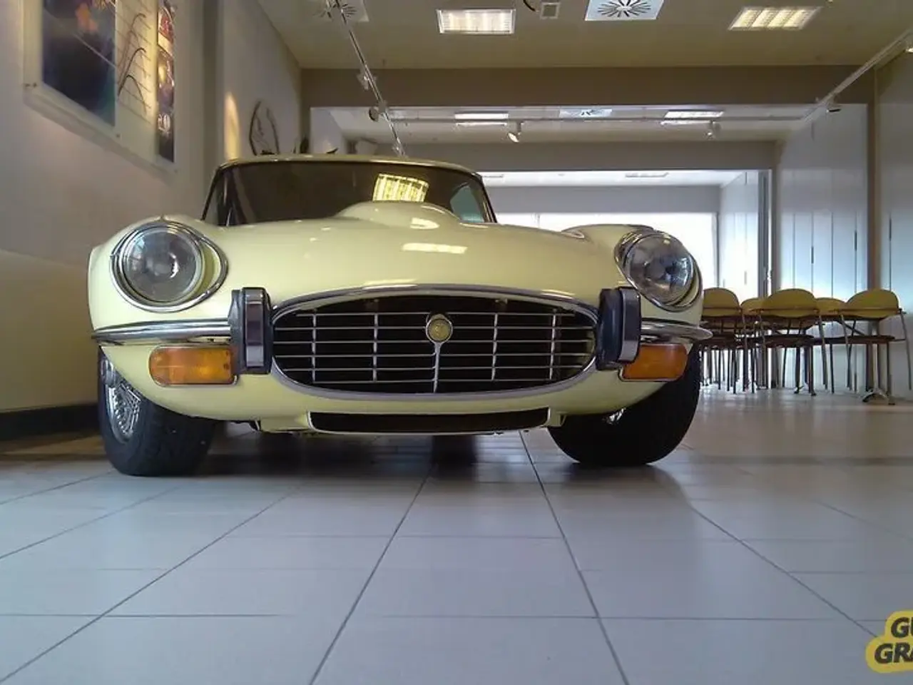 Billede 17 - The Most Wanted Car in the World Jaguar E-Type V12