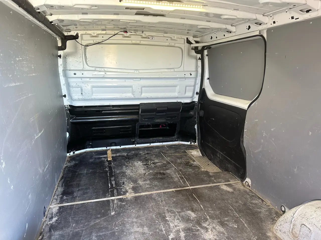 Billede 10 - Renault Trafic T29 L2H1 2,0 DCI 120HK Van 6g