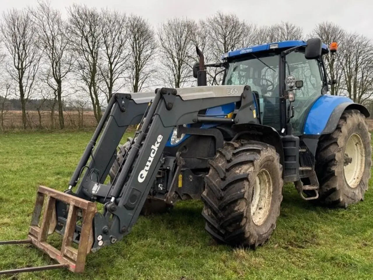 Billede 1 - New Holland T7030 4WD
