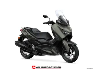 Yamaha X-Max 300 Tech Camo