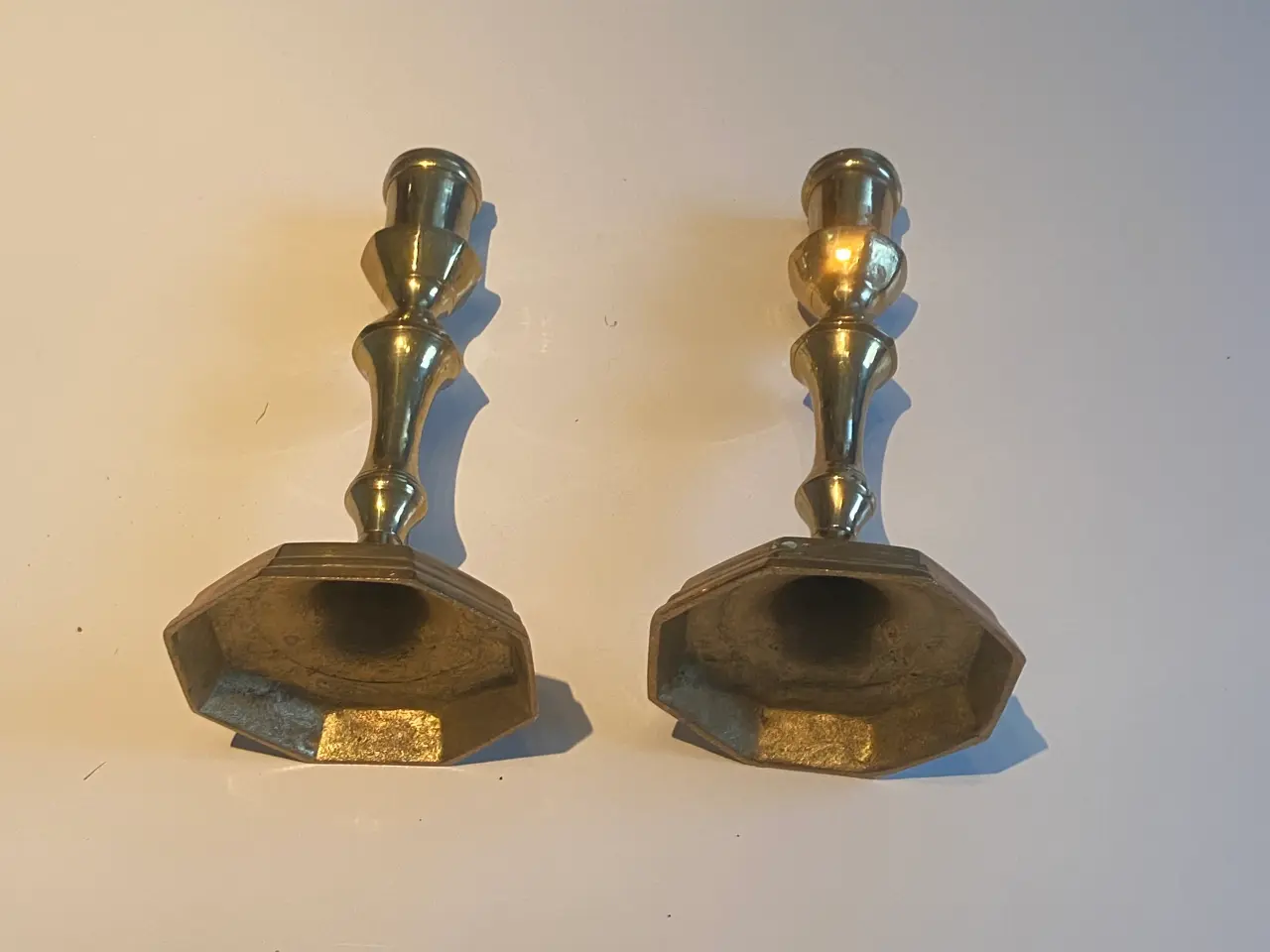 Billede 2 - Par, Engelske Lysestager, Messing, 17cm.