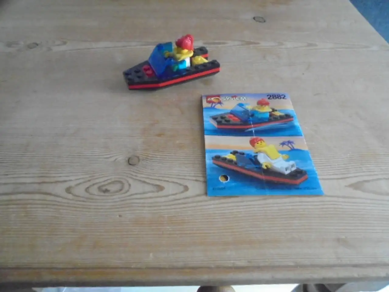 Billede 1 - LEGO 2882 Classic Town: Harbor: 2882 Speedboat
