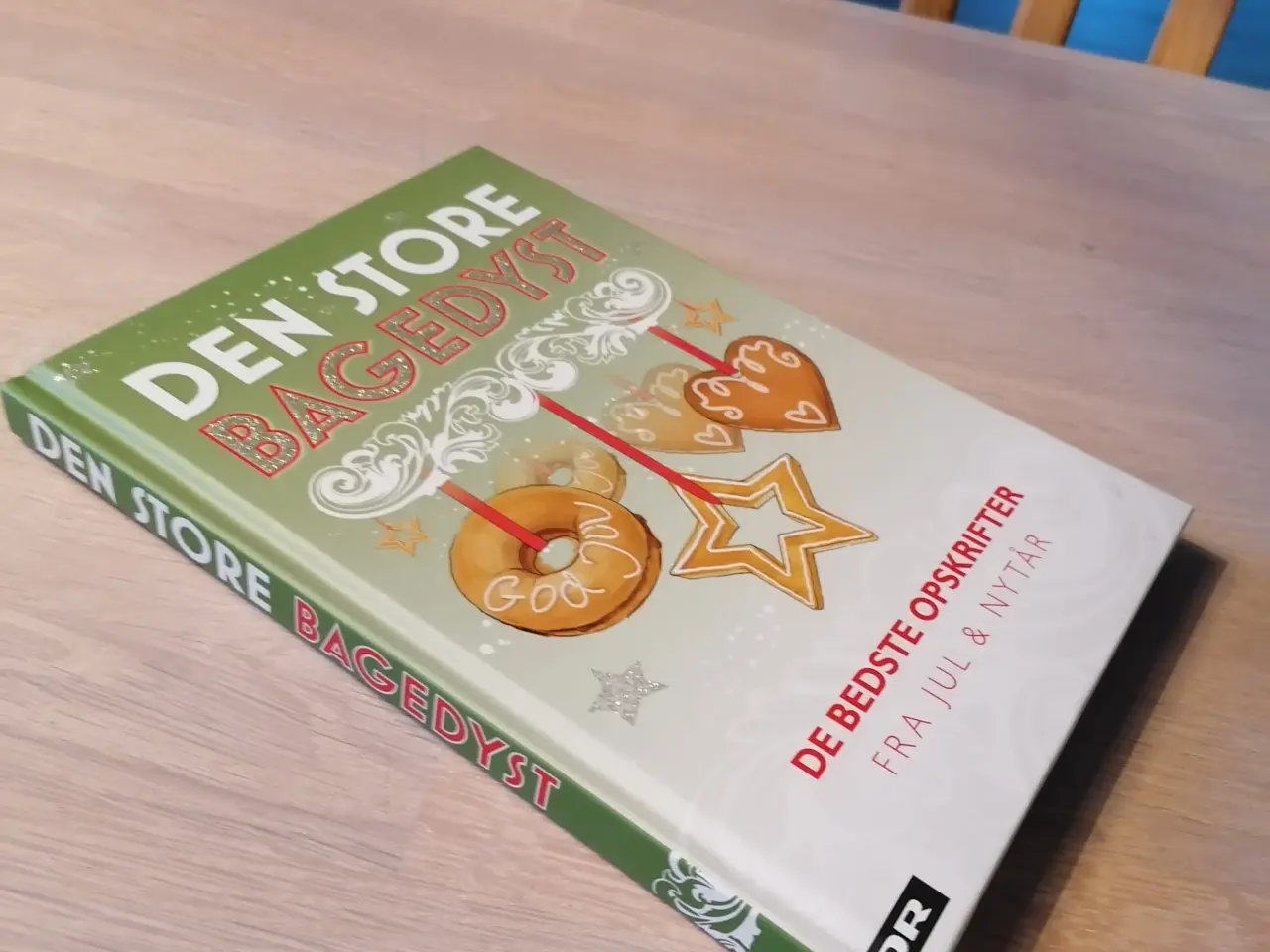 Billede 1 - Den store bage dyst opskriftbog