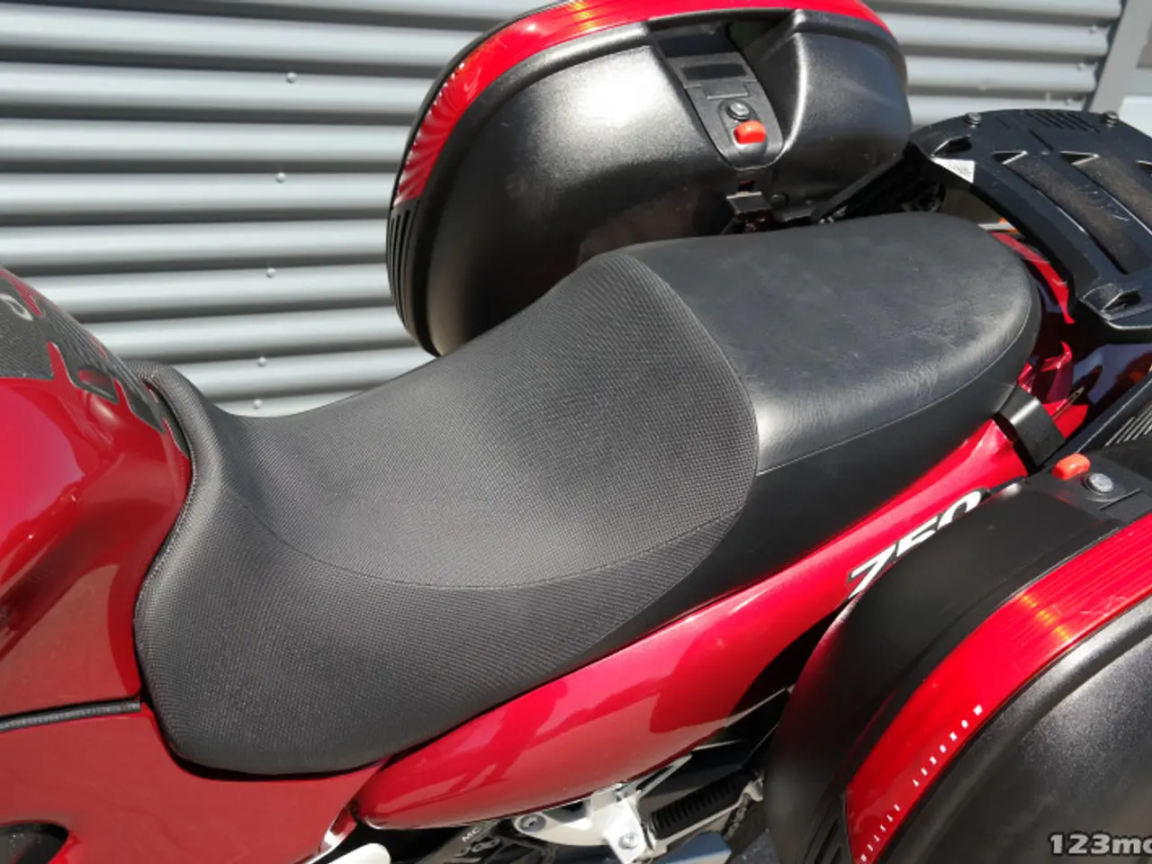 Billede 25 - Suzuki GSX 750 F MC-SYD BYTTER GERNE