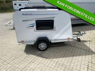 2025 - Tomplan Silverline Mini NY Mini campingvogn Den populære Silverline i model 2025 - dobbelt seng - Camping-Specialisten.dk
