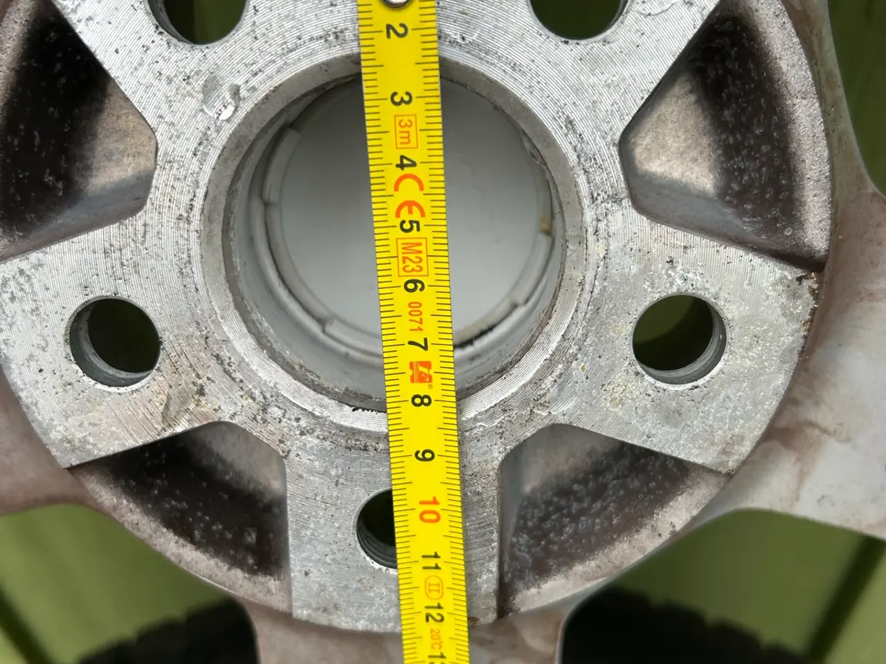 Billede 5 - 205/55R16 Goodyear vinterdæk på alufælge