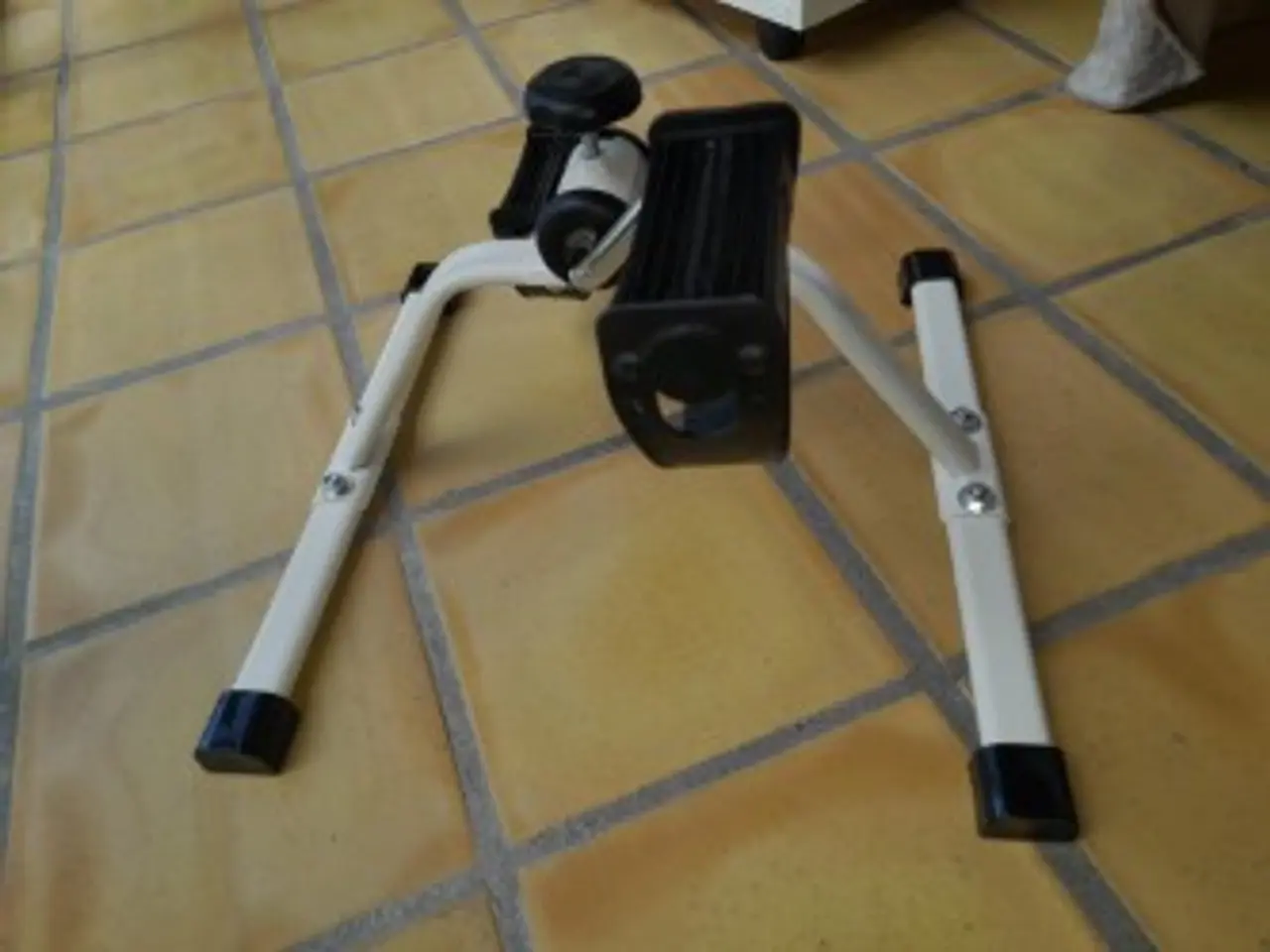 Billede 1 - Mini Motionscykel - pedaltræner