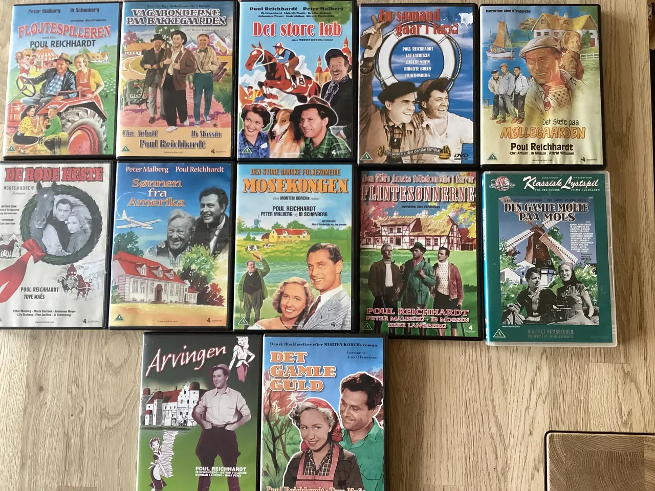 Billede 1 - 12 Danske film   