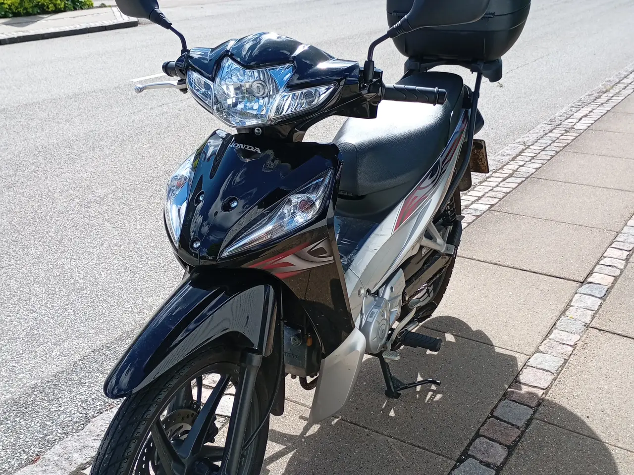 Billede 4 - Honda MC scooter 68 km/l