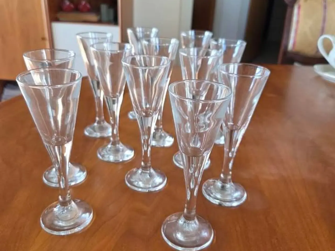 Billede 1 - Spændende høje snapseglas
