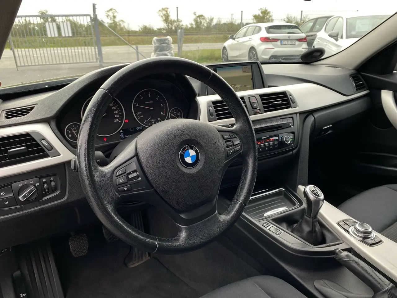 Billede 11 - BMW 318d Touring 2,0 D 143HK Stc 6g