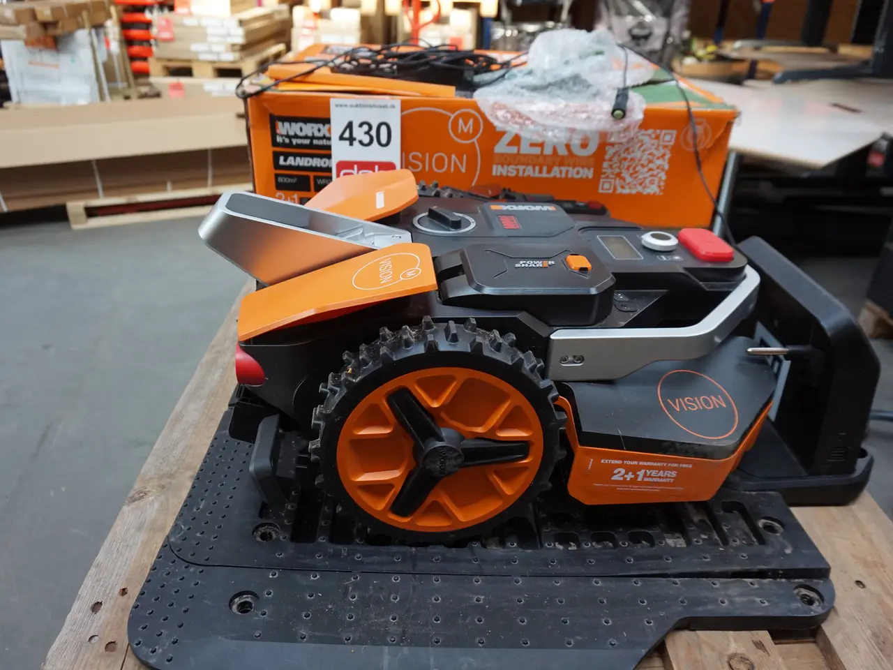 Billede 3 - Worx Vision WR208E robotplæneklipper 800 m2