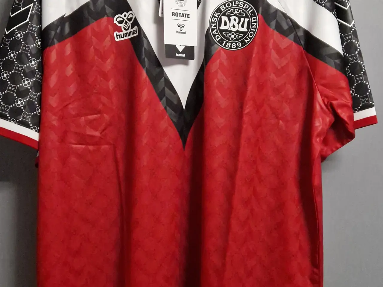 Billede 1 - Rotate/hummel x DBU unisex spillertrøje. Str.: XL