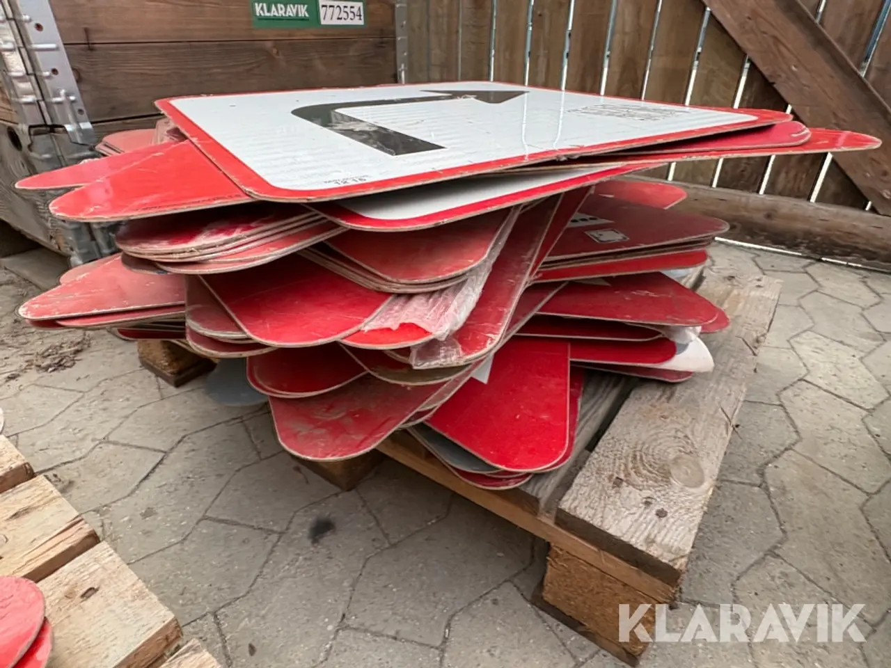 Billede 11 - Assorterede trafikskilte 3,5 paller