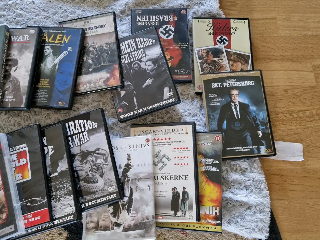 Billede 1 - Krig. Forskellige ting om krig.
