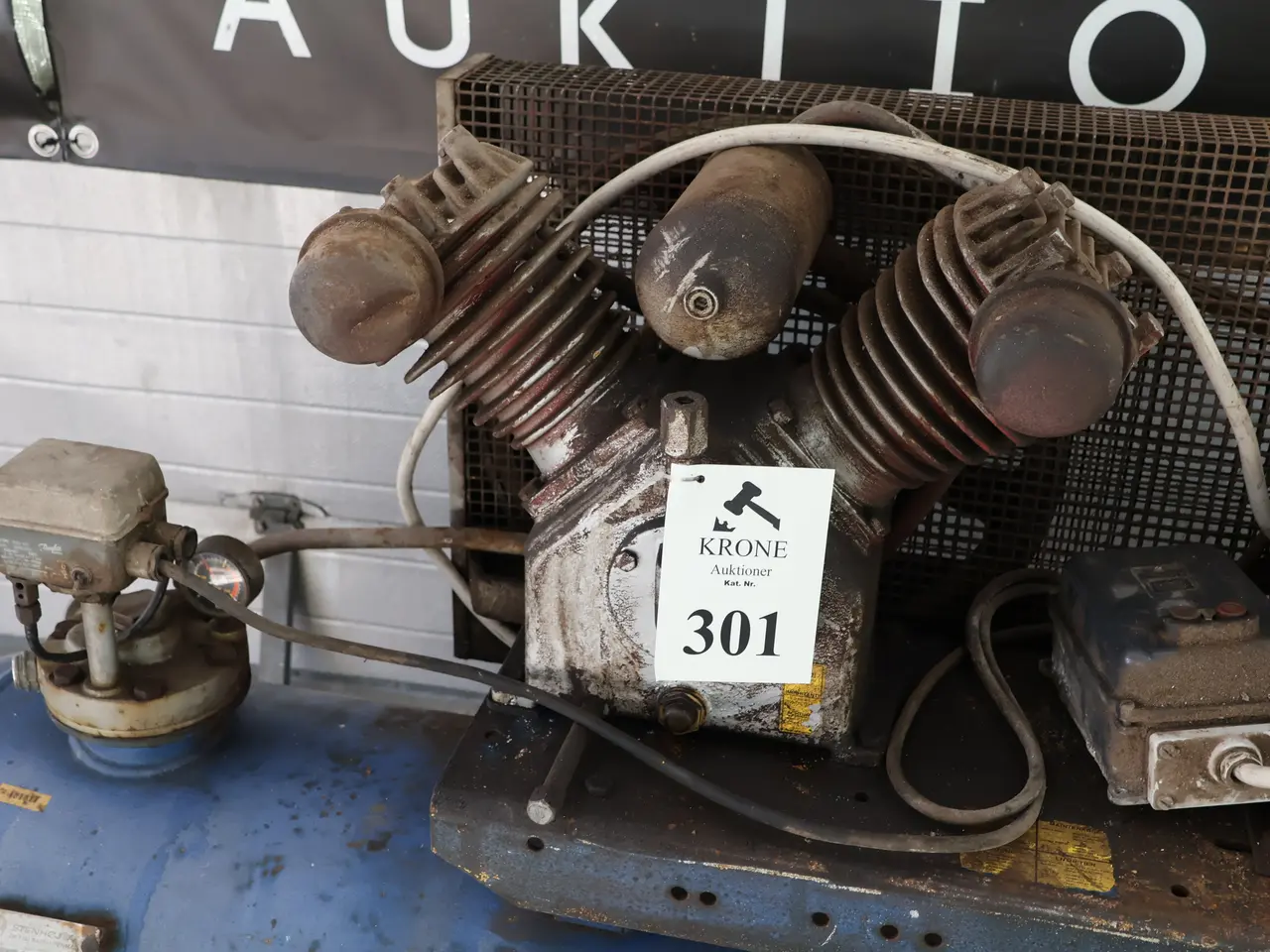 Billede 4 -  Stenhøj kompressor, 2 cylinder, 300L tank