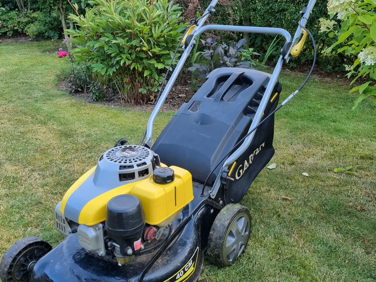Billede 2 - GARDEN plæneklipper, selvkørende 