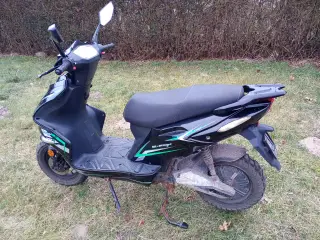 Vga e-fox sælges i dele Det er en 30 knallert og
