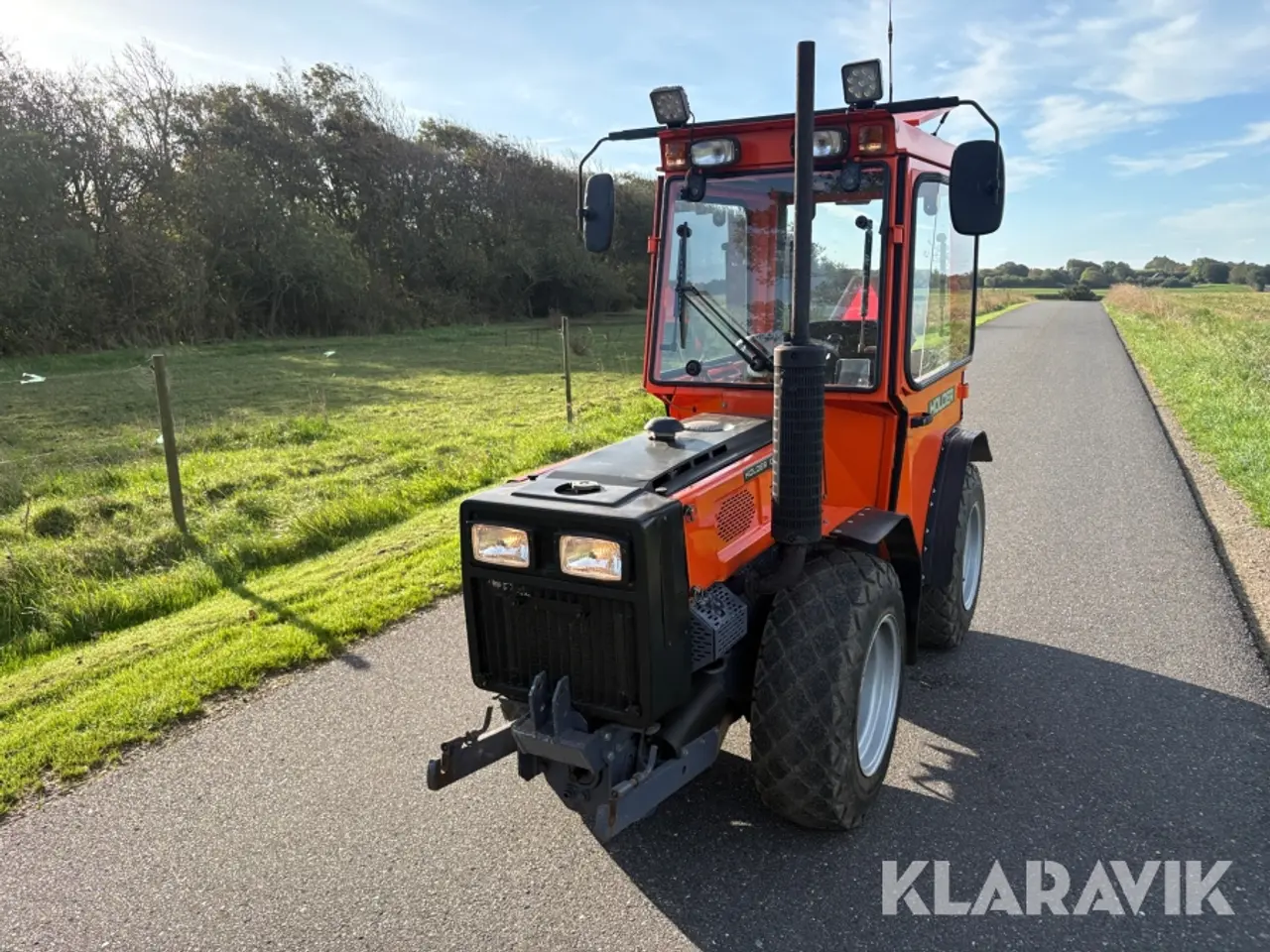 Billede 1 - Minitraktor Holder C30 med redskabspakke