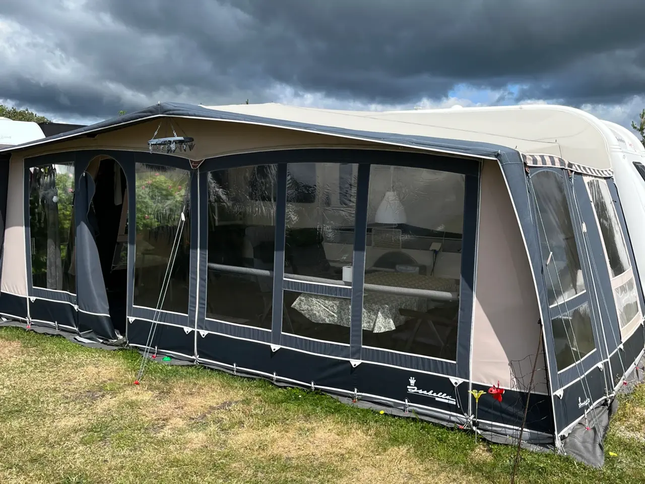 Billede 10 - Flot og velholdt campingvogn