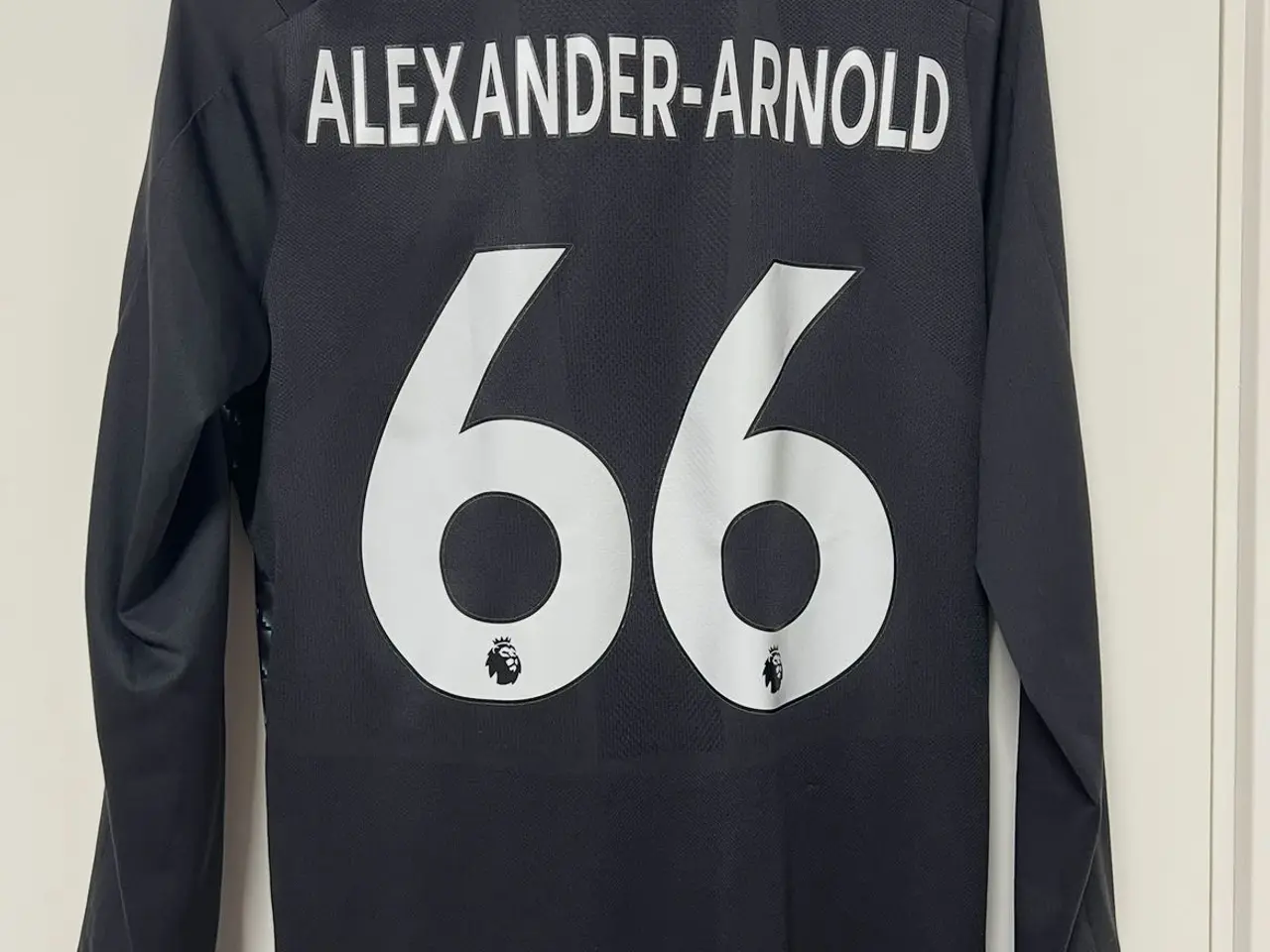 Billede 1 - Liverpool trøje 